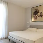 House & Pool Мергоццо