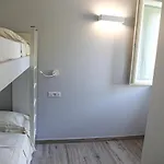House & Pool Apartment *