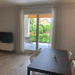 House & Pool Daire