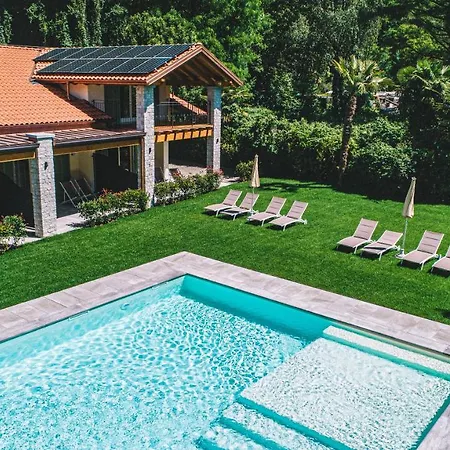 House & Pool