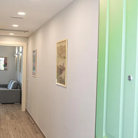 House & Pool Apartment *