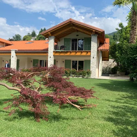 Apartment House & Pool Mergozzo