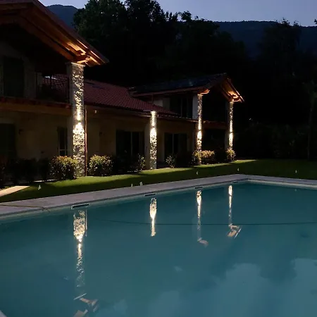 House & Pool Apartment *