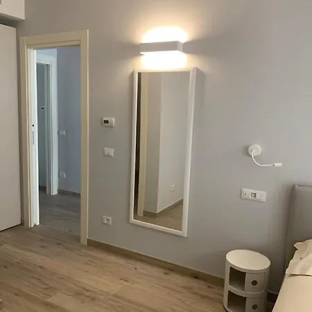 House & Pool Appartamento *