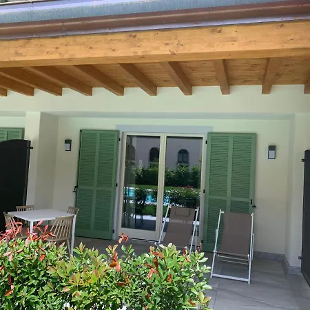 Apartment House & Pool Mergozzo