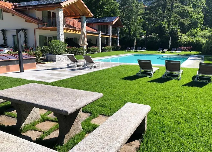 House & Pool *